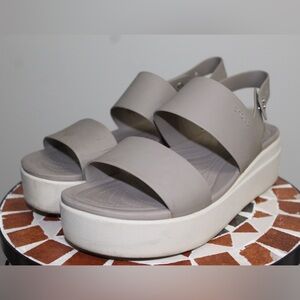CROCS Brooklyn Platform Sandals 🤍